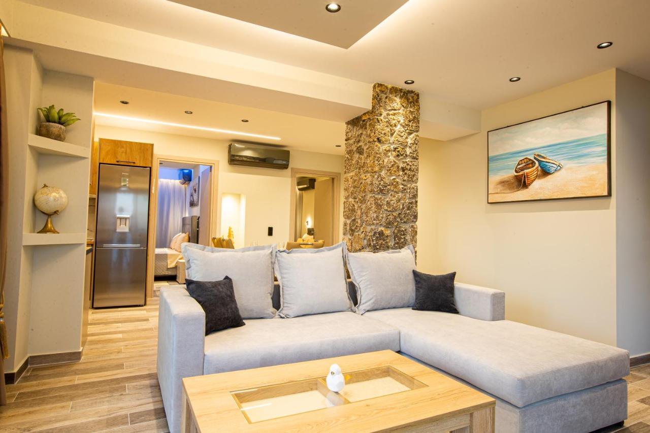 Black Rocks Family, Luxury Seafront Beach Maisonette アギオス・ゴルディオス エクステリア 写真