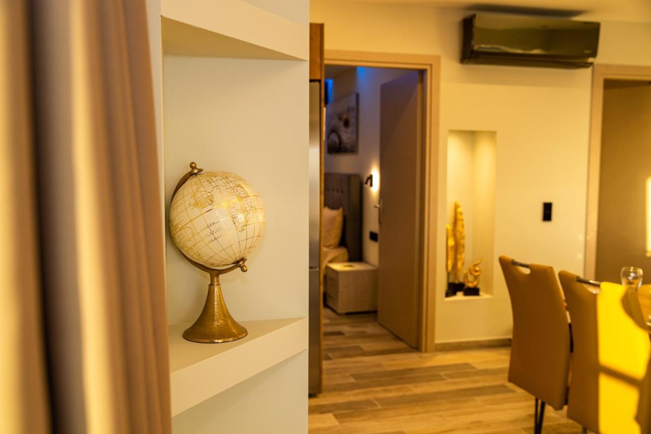 Black Rocks Family, Luxury Seafront Beach Maisonette アギオス・ゴルディオス エクステリア 写真