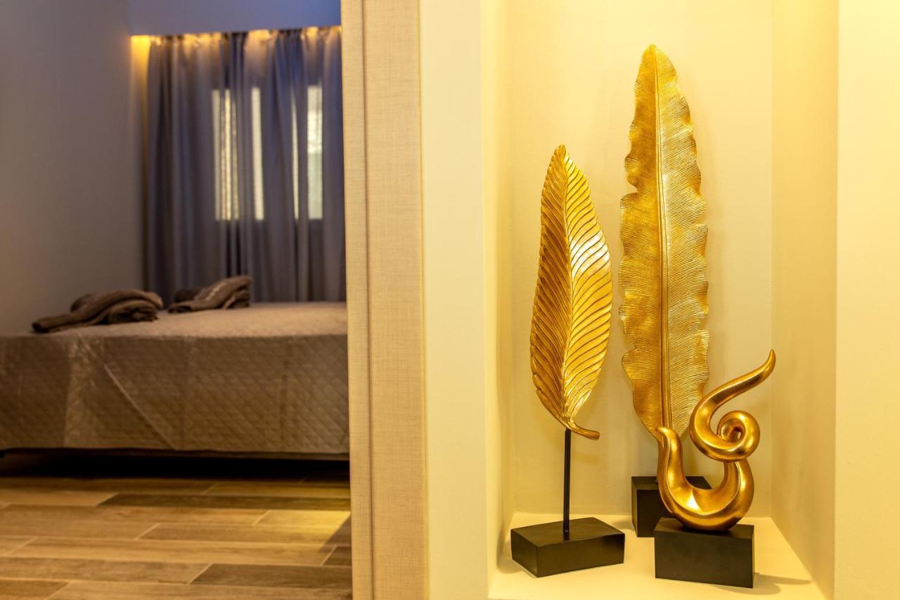 Black Rocks Family, Luxury Seafront Beach Maisonette アギオス・ゴルディオス エクステリア 写真