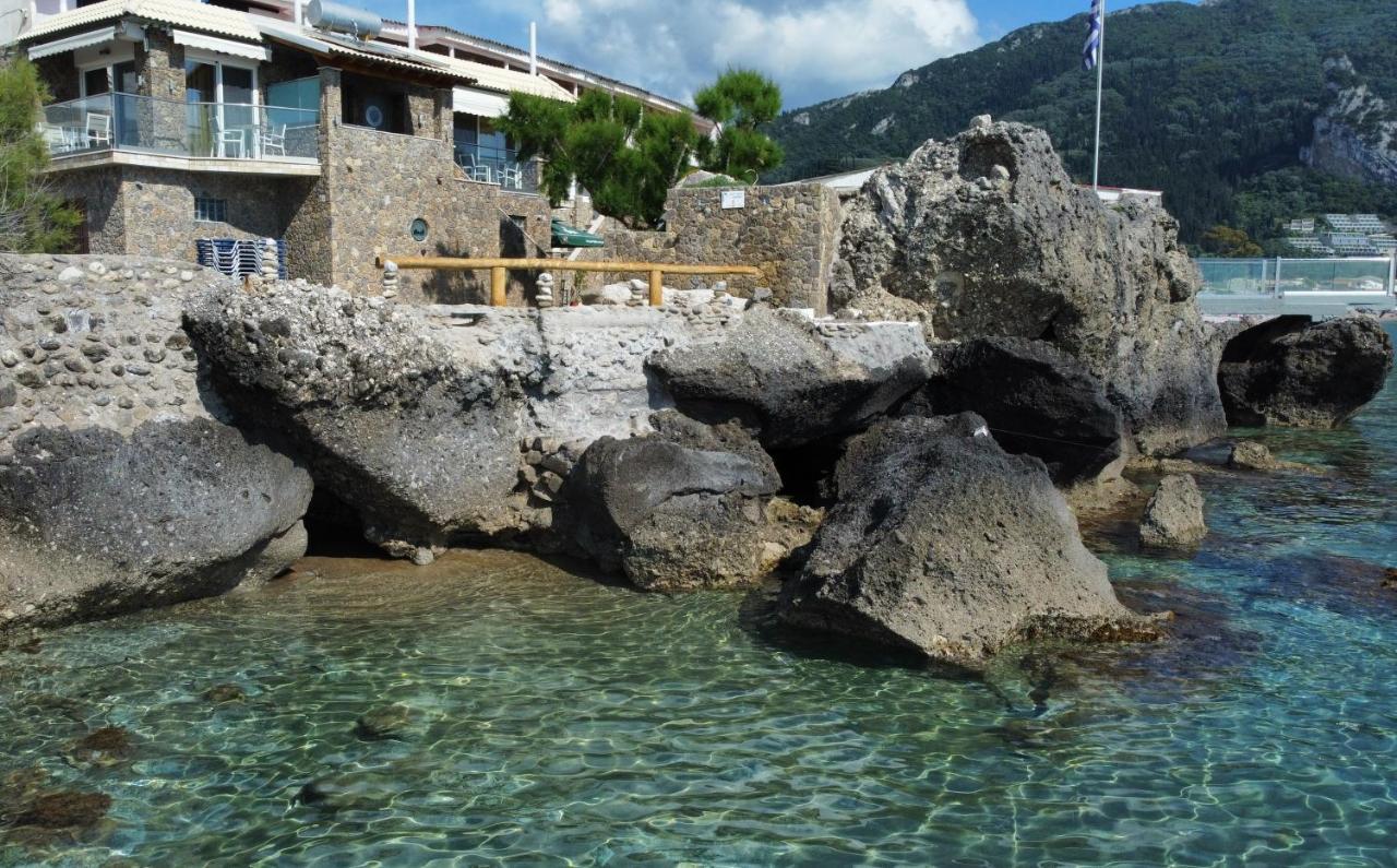 Black Rocks Family, Luxury Seafront Beach Maisonette アギオス・ゴルディオス エクステリア 写真